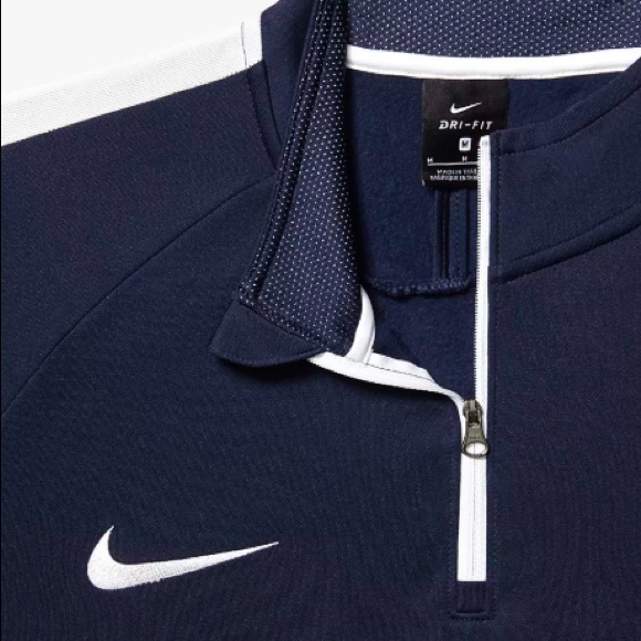 Nike dri-fit quarter zip pullover - Picture 4 of 4
